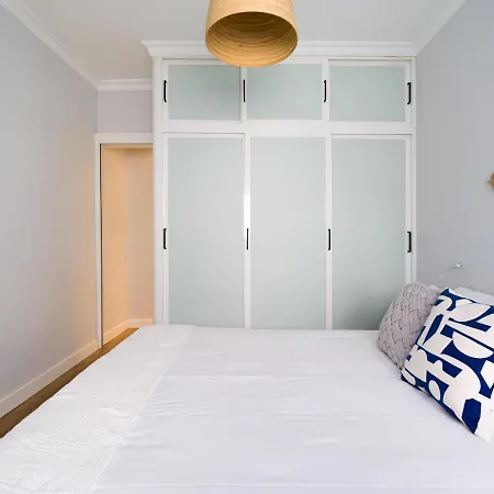 Апартаменти Living Canteras Homes - Sea Breeze Beachfront *