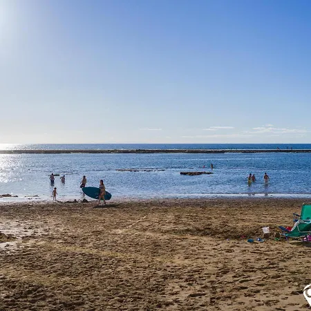 Апартаменти Living Canteras Homes - Sea Breeze Beachfront